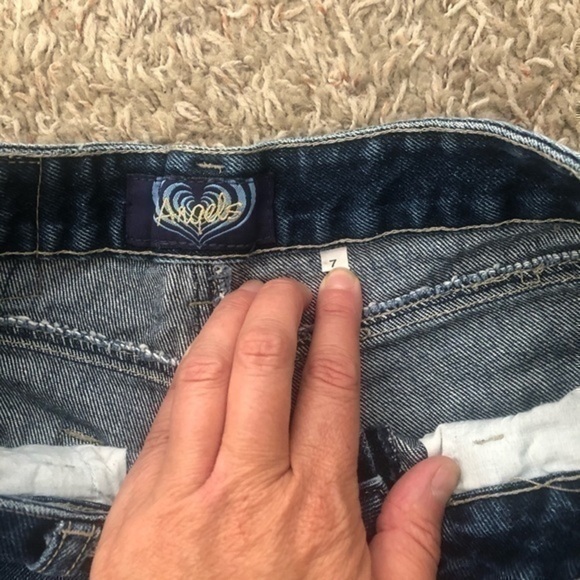 Juniors size 7 Jean shorts - Picture 5 of 5